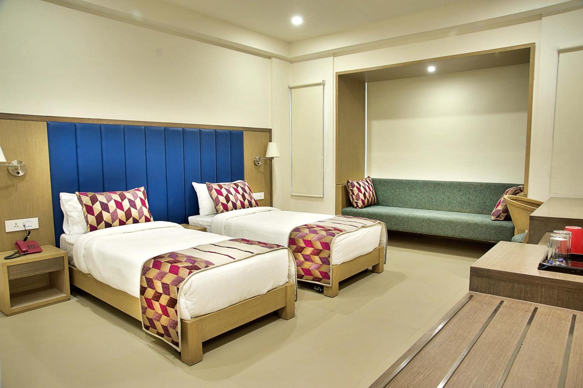 Purple Cloud Hotel Devanahalli Экстерьер фото