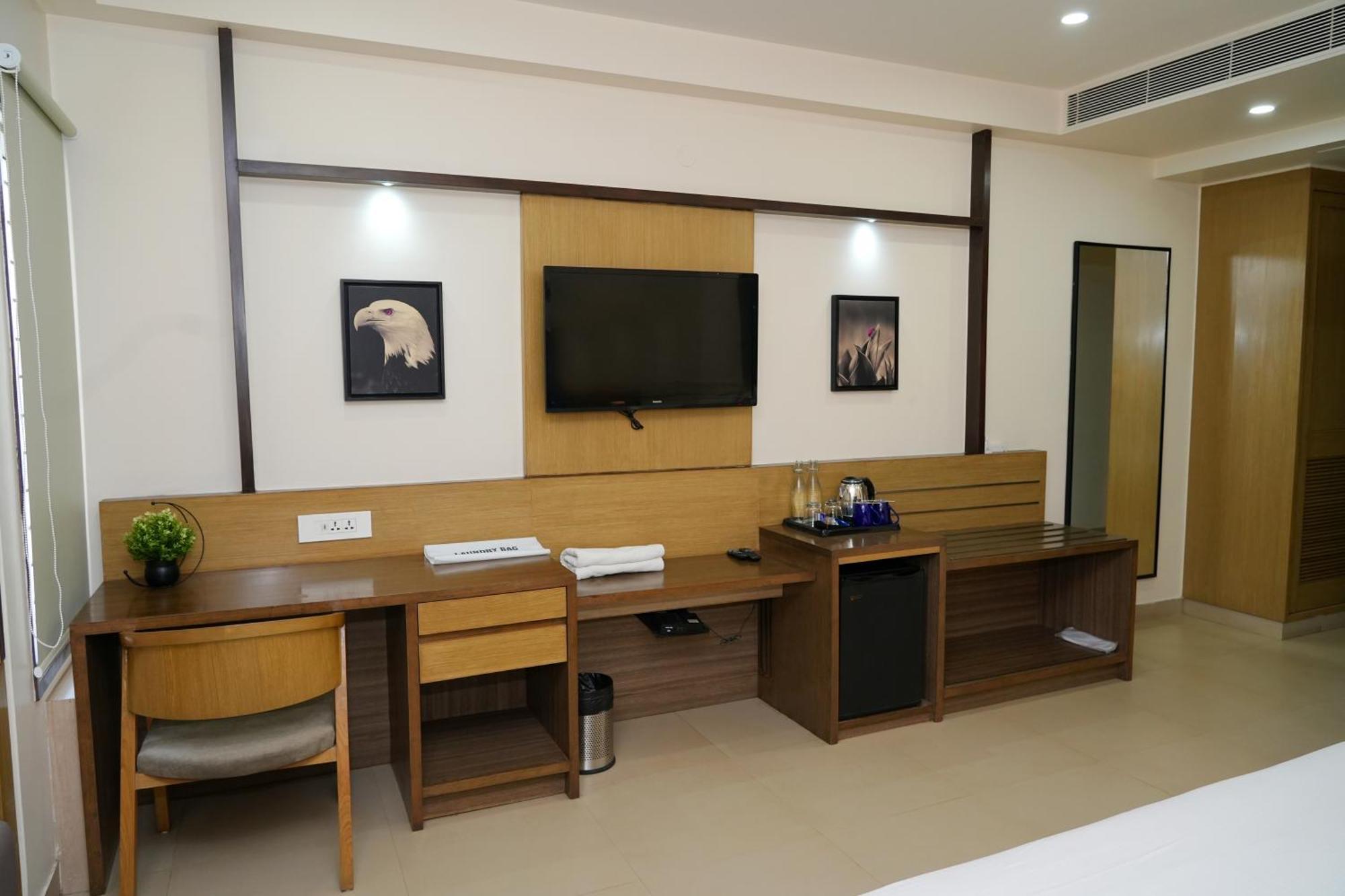 Purple Cloud Hotel Devanahalli Экстерьер фото
