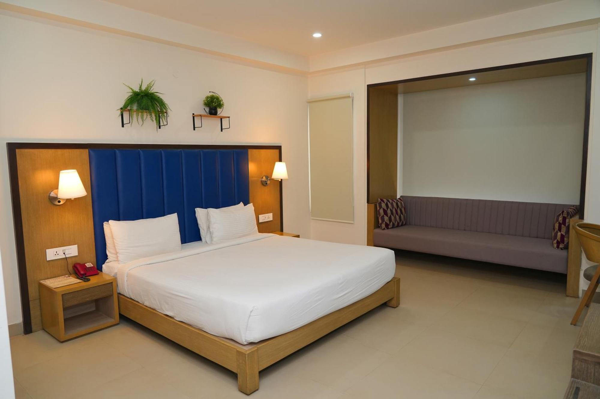 Purple Cloud Hotel Devanahalli Экстерьер фото