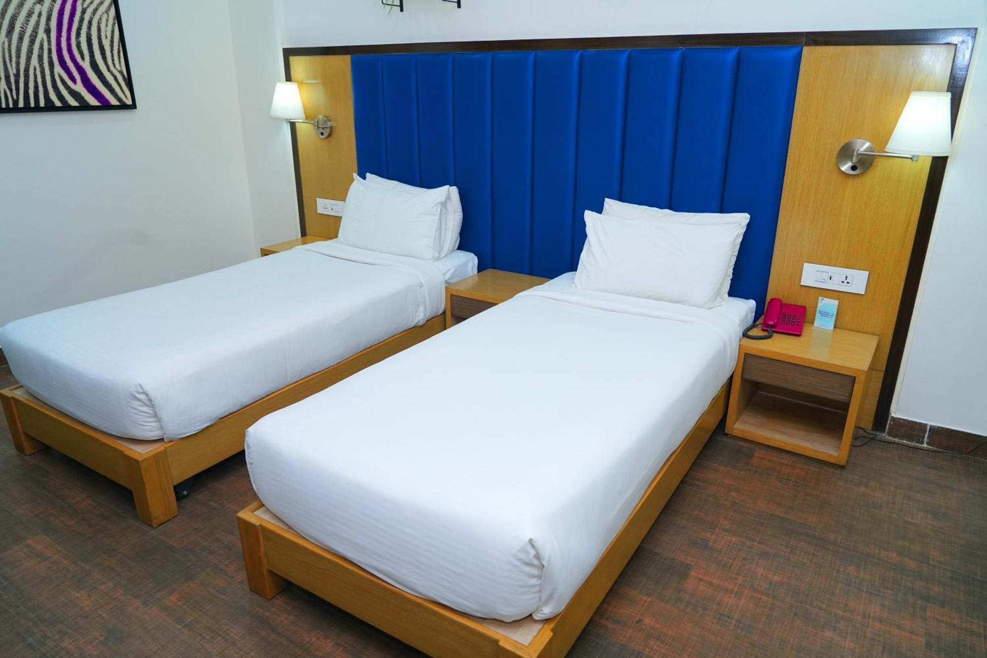 Purple Cloud Hotel Devanahalli Экстерьер фото