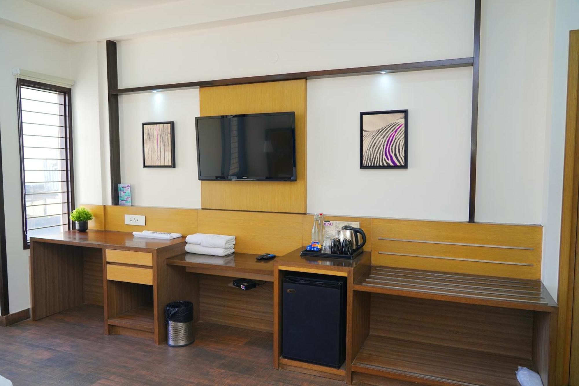 Purple Cloud Hotel Devanahalli Экстерьер фото
